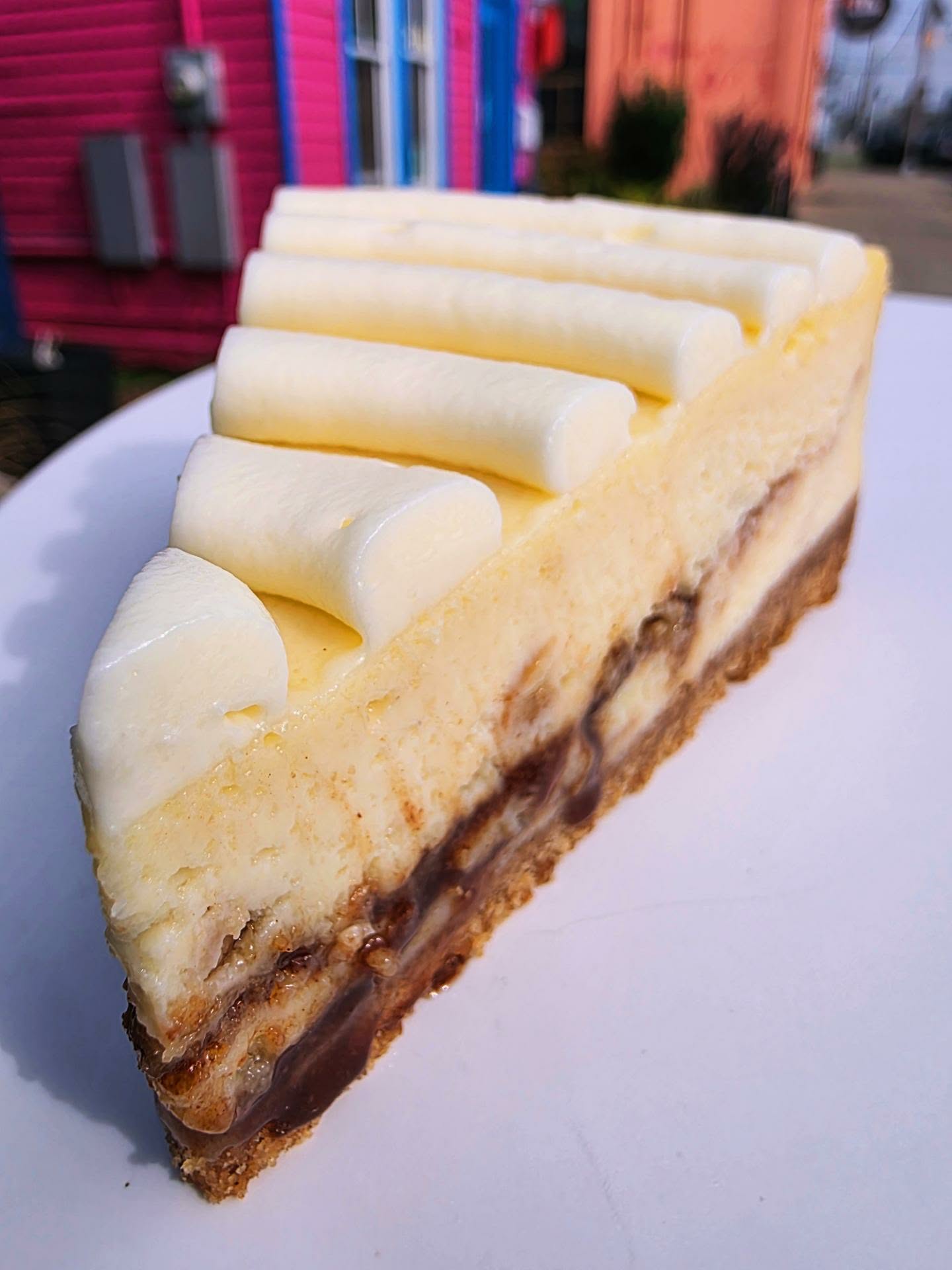 Honey-Bun-Cheesecake
